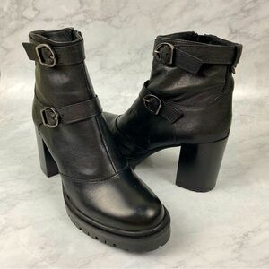 Emanuele Castro Y2K Chunky Leather Buckle Heeled Ankle Boots Shoes Size 9 (NWT)